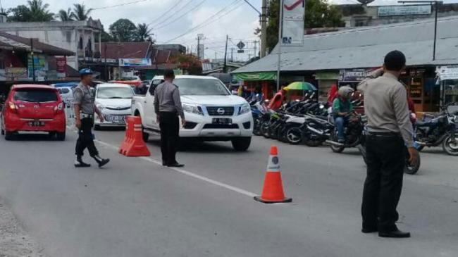 Polres Kampar Lakukan Rekayasa Lalulintas